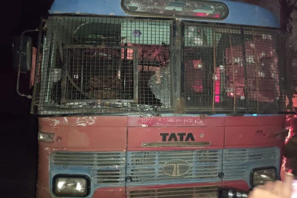 3 POLICEMEN DIED AND 11 INJURED IN AN ATTACK ON POLICE BUS IN SRI NAGAR